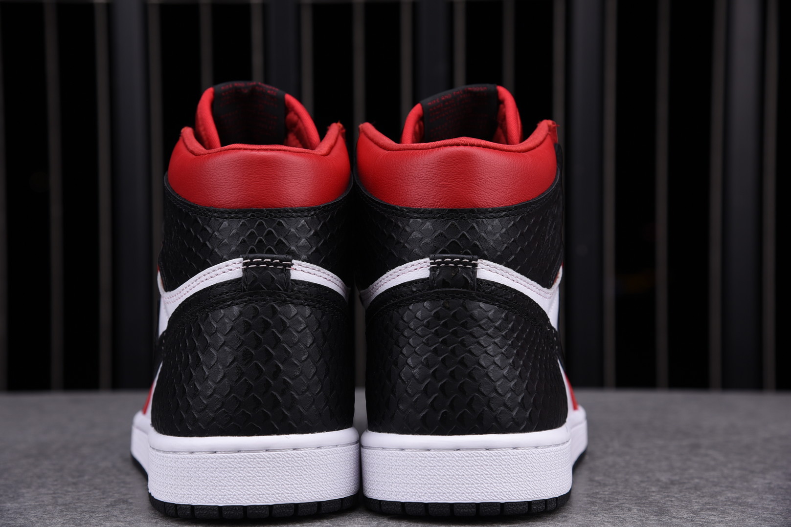 Air Jordan 1 Retro High OG Satin Red